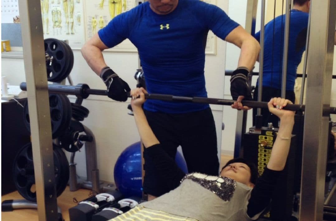 ベンチプレス指導 ulugym