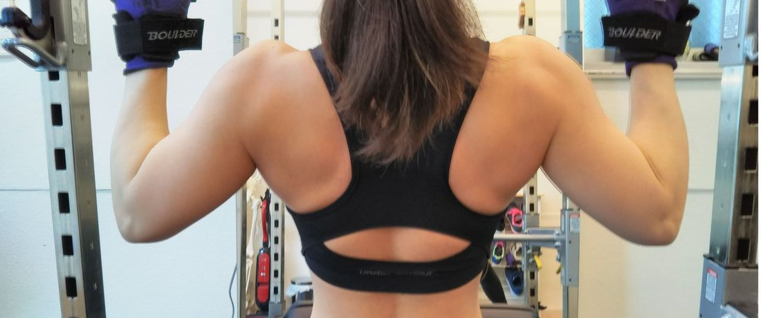 ダイエットプログラム生徒のラットプルダウン|奈良西大寺のパーソナルジム,ダイエットジムのウルジム