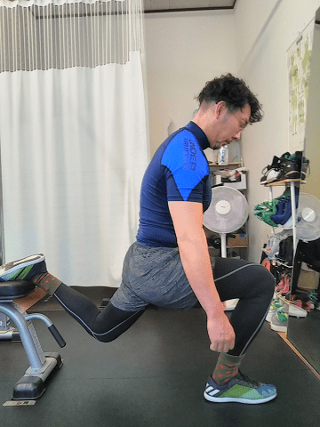 ブルガリアンスクワット|奈良西大寺のウルパーソナルトレーニング